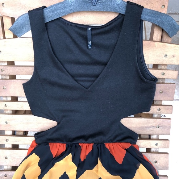 High/Low Chevron Dress - Picture 2 of 6